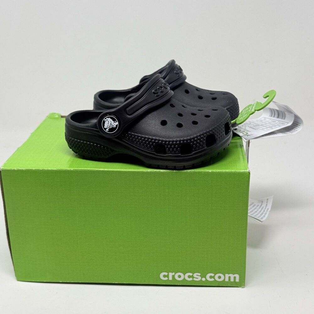 Crocs Classic Clog Kids Toddlers Size 5 Black Comfort Water Beach Summer Shoes